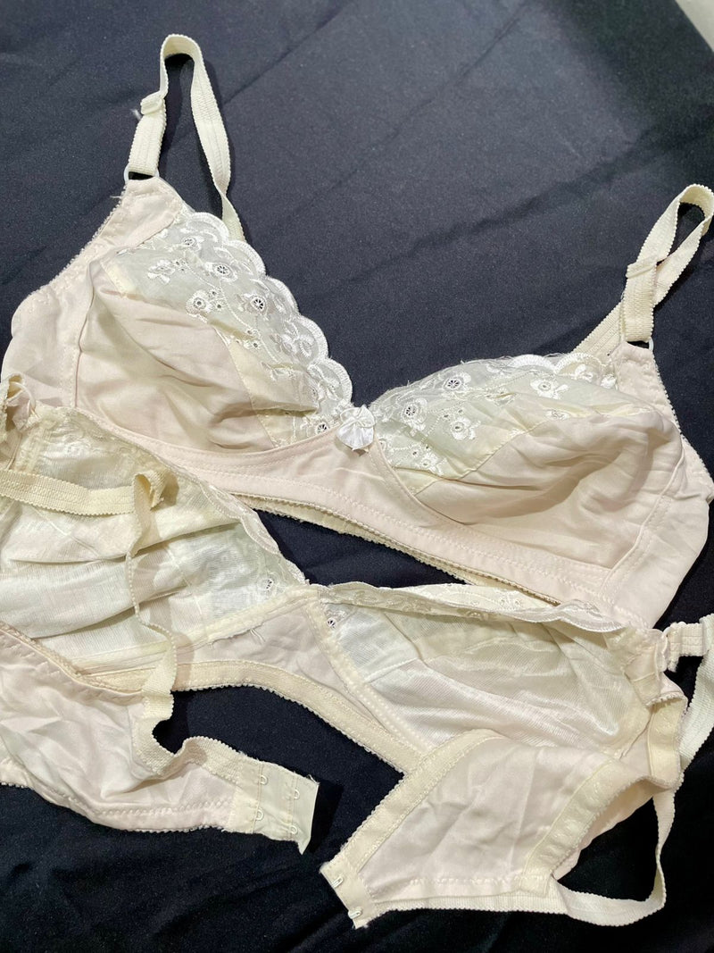 70% OFF | PACK OF 2 PIECES IMPORTED FLORAL BRA